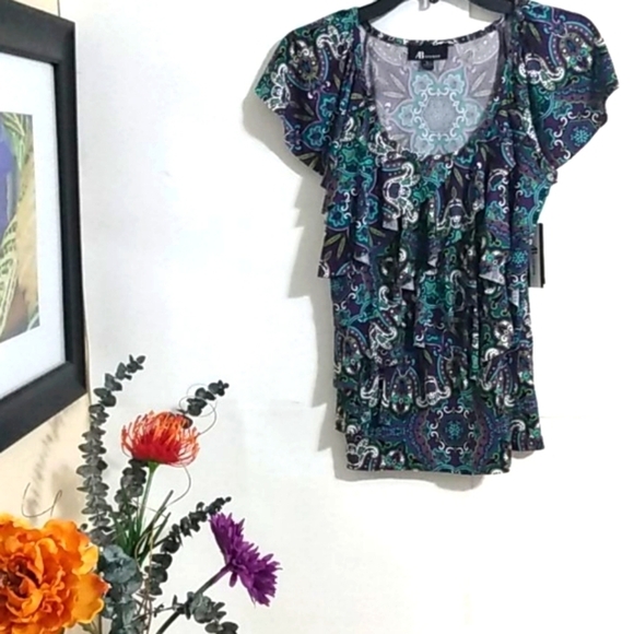AB STUDIOS NWT ASYMMETRICAL PAISLEY TOP SIZE SMALL - Picture 12 of 12